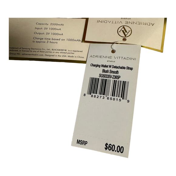 Adrienne Vittadini Charging Wallet Wristlet W/Detachable Strap Blush Pink NEW - Picture 3 of 3